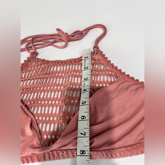 Robin Piccone Dusty Pink Crochet Bandeau - Picture 6 of 16